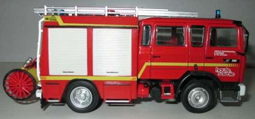 Renault VI C180 Metz Fire Brigade 1998 1/43 IXO NEWinBlister  #5554 instant wheels