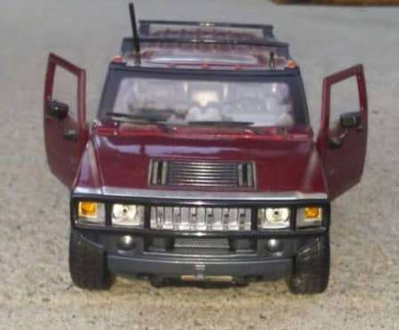 Hummer H2 SUV 2009 dk.red 1/27 (18cm length) Maisto NEW+reblistered  #2318 instant wheels