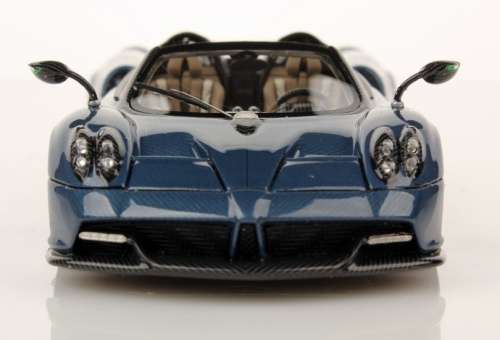 Pagani Huayra Roadster 2017 blue+carbon 1/43 IXO NEW+boxed    #5562 instant wheels