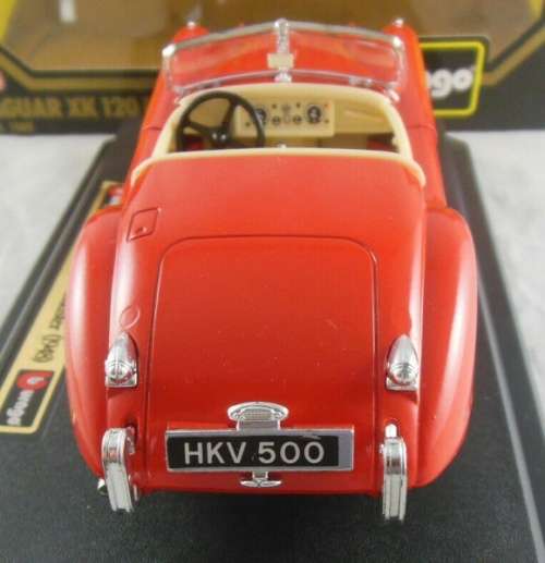 Jaguar XK120 1948 red 1/25 Bburago NEW+boxed  #2255 instant wheels