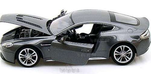Aston Martin V12 Vantage 2010 dk.silver 1:24 Welly NEW+boxed  #2336 instant wheels