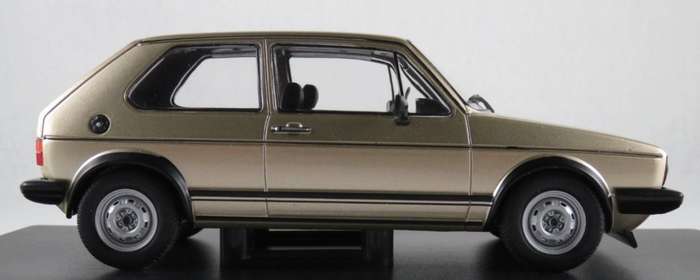 Volkswagen Golf I GTI 1983 beige-metallic 1:24 Whitebox NEW+boxed *2345 instant wheels