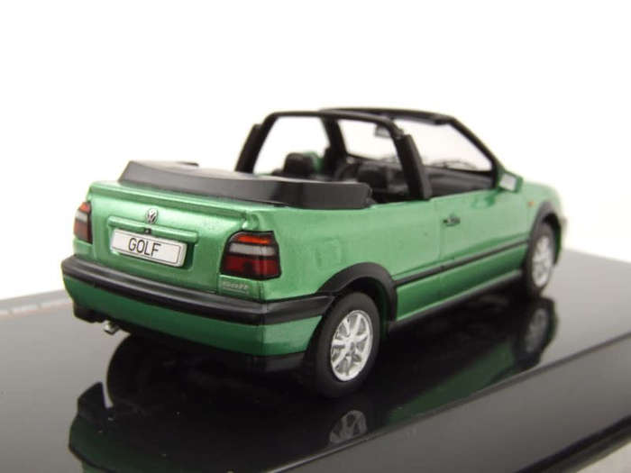 Volkswagen Golf III Cabriolet 1995 green-met 1:43 IXO NEW+boxed.      *5966 instant wheels