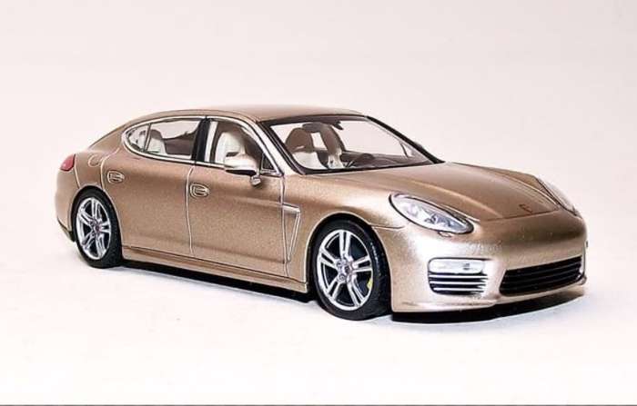 Porsche Panamera turbo S 2016 beige-metallic 1:43 Minichamps NEW+boxed *5971 instant wheels