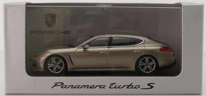 Porsche Panamera turbo S 2016 beige-metallic 1:43 Minichamps NEW+boxed *5971 instant wheels