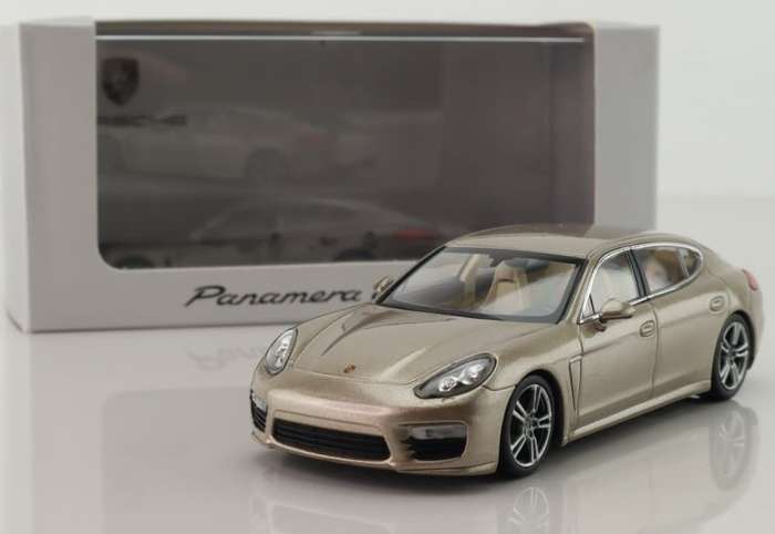 Porsche Panamera turbo S 2016 beige-metallic 1:43 Minichamps NEW+boxed *5971 instant wheels