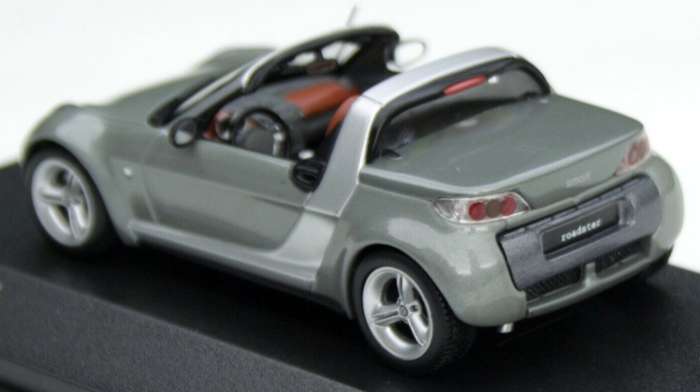 Smart Roadster 2003 grey-met/silver 1/43 Minichamps NEW+reblistered *4898 instant wheels