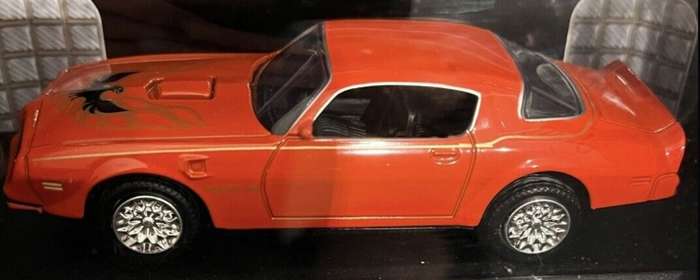 Pontiac `Firebird` TransAM 1977 red 1/43 Motormax NEW+boxed                  *5094 instant wheels