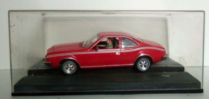 AMC Hornet 1974 red 1/43 IXO NEW+boxed *5038 instant wheels
