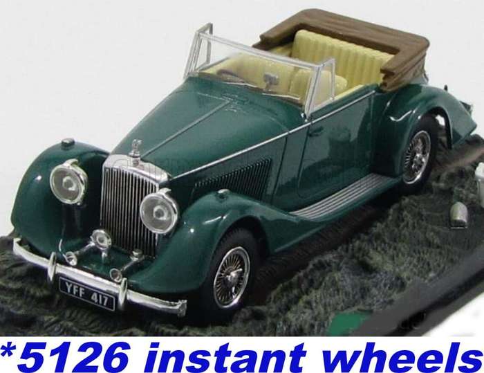 Bentley 4.1/4 L 1937 B.R.Green (J.Bond007 `FromRussia wLove`) 1/43 IXO NEW+boxed *5126 instantwheels