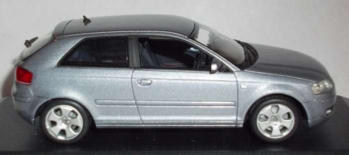 Audi A3 8P V6 3.2 quattro DSG 2-door Akoya silver 2012 1/43 Minich`s NEW+boxed *5993 instant wheels