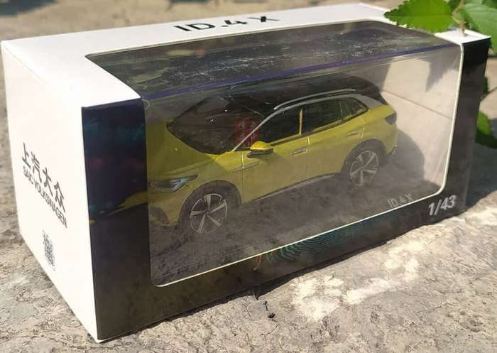 Volkswagen ID 4X 2021 Yellow-met 1/43 Sinemak/IXO NEW+boxed *6000 instant wheels