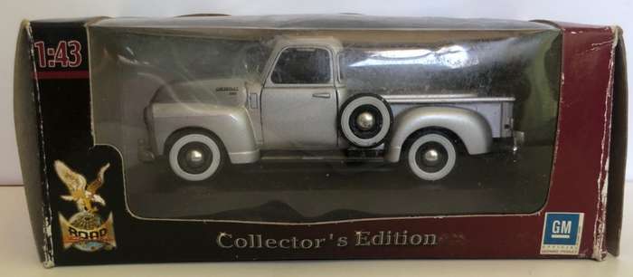 Chevrolet 3100 Pick-Up 1953 silver 1/43 Rd.Signature * NEW+boxed *6004 instant wheels