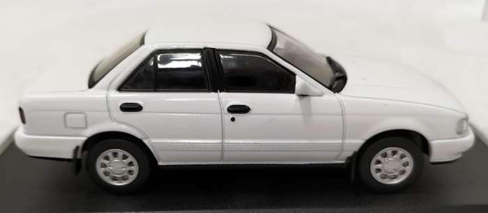 Nissan Sunny (B13) 1990 chrystal white 1/43 First43-138 NEW+boxed *6019 instant wheels 1270.00