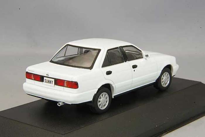 Nissan Sunny (B13) 1990 chrystal white 1/43 First43-138 NEW+boxed *6019 instant wheels 1270.00