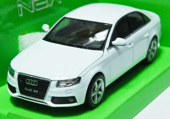 Audi A4 2008 white 1/24 Welly NEW+boxed  #2097 instant wheels