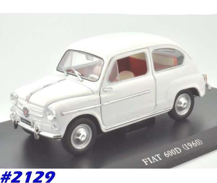 Fiat 600D 1960 white 1/24 IXO NEWinShowcase  #2129 instant wheels