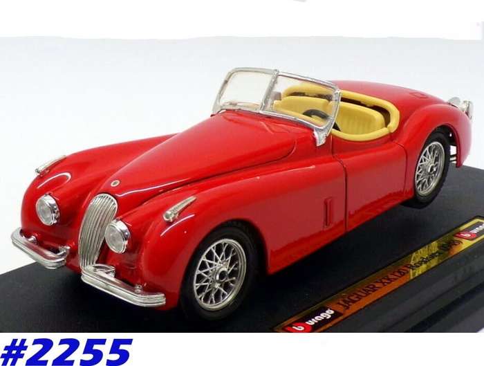 Jaguar XK120 1948 red 1/25 Bburago NEW+boxed  #2255 instant wheels