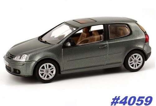 Volkswagen Golf V  3-door green-met 2005 1/43 Schuco NEW  #4059 instant wheels