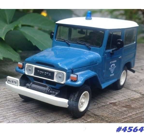 Toyota Land Cruiser FJ40 Greece Police 1/43 IXO NEWinBLISTER  #4564 instant wheels