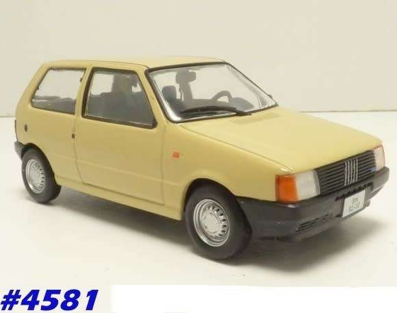 Fiat UNO 1989 beige 1/43 IXO NEWinBlister   #4581 instant wheels