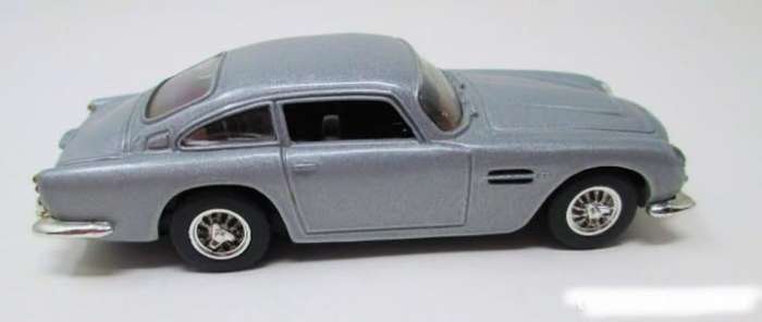 Aston Martin 1950 silver 1/43 Prado/IXO NEW+reblistered *4941 instant wheels