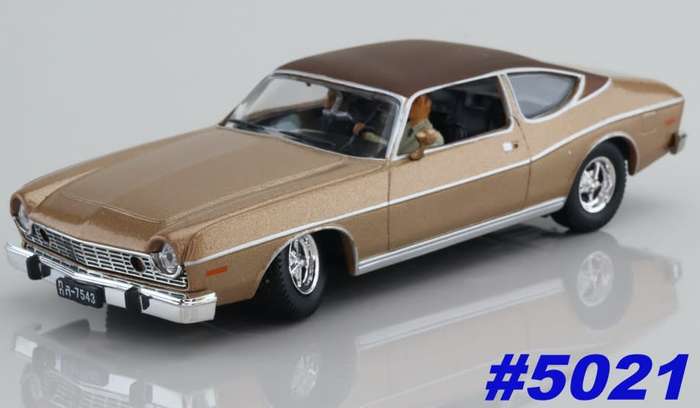 AMC Matador Coupe 1971 gold (James Bond 007 Goldeneye) 1/43 IXO NEW+boxed *5021 instant wheels