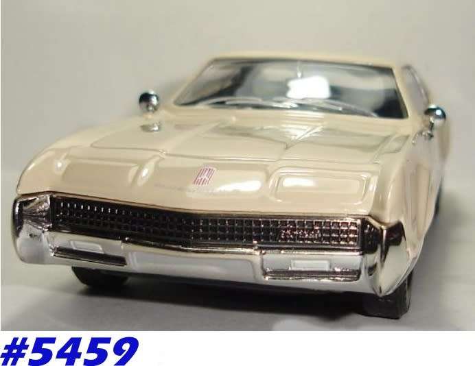 Oldsmobile Tornado 1966 cream 1/43 IXO NEWinBlister  #5459 instant wheels