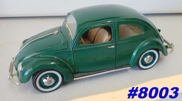 Volkswagen Beetle vintage (two rear windows) 1951 green 1:18 Maisto NEW+boxed #8003 instant wheels