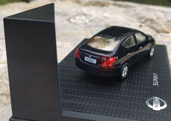 Nissan Sunny 2012 black 1/43 SinoLegendMod NEW+boxed #6049 instant wheels