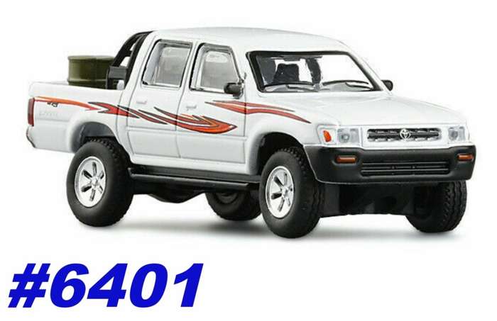 Toyota HiLux 4x4/2400 Dbl.Cab. 1993 white 1/64 JackieM NEW+boxed #6401 instant wheels