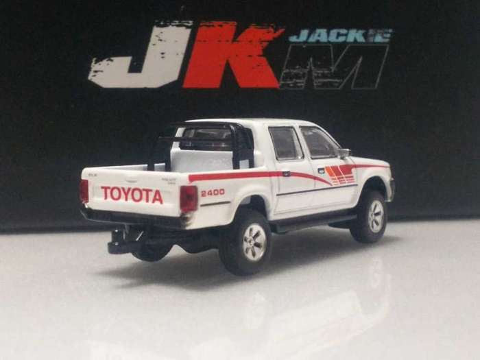 Toyota HiLux 4x4/2400 1993 white 1/64 JackieM NEW+boxed #6405 instant wheels