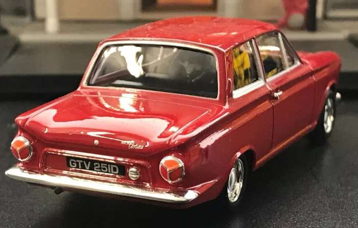Ford Cortina Mk.1 1966 red 1/43 Cararama/Oxford NEW+boxed #6050 instant wheels