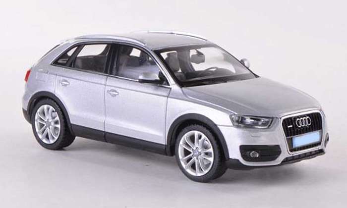 Audi Q3 2018 Florett-silver 1/43 Rastar NEW+boxed #6066 instant wheels