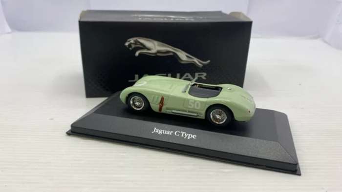 Jaguar C Type 1952 lt.green #50 French GP 1/43 Atlas NEW+boxed #6071 instant wheels
