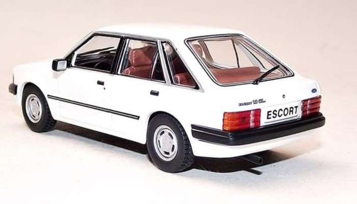 Ford Escort GL Mk.III 1982 white 1/43 IX0 NEW+boxed #6083 instant wheels