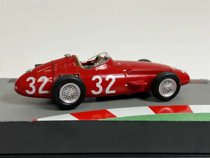 Maserati 250F #32 F1 1957 JM Fangio 1/43 IXO/Altaya NEW+boxed #6096 instant wheels