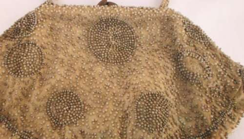 5 X BEAUTIFUL VINTAGE EVENING BAGS 1 IS BAKELITE