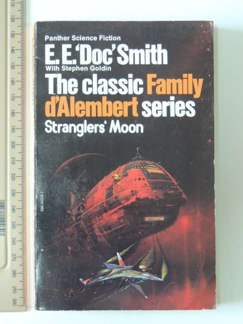 Strangler`s Moon - E.E. `Doc` Smith with Stephen Goldin