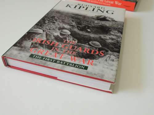 The Irish Guards InThe Great War, The First Battalion andThe Second Battalion 2Vols -Rudyard Kipling