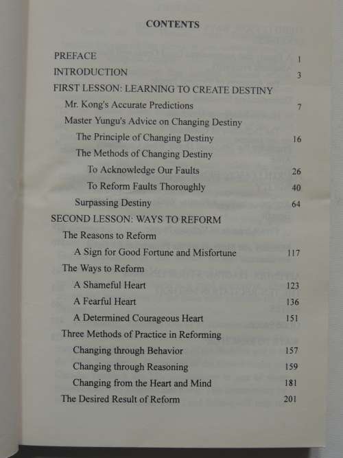 Changing Destiny -  A Commentary on Liaofan`s Four Lessons - Master Chin Kung