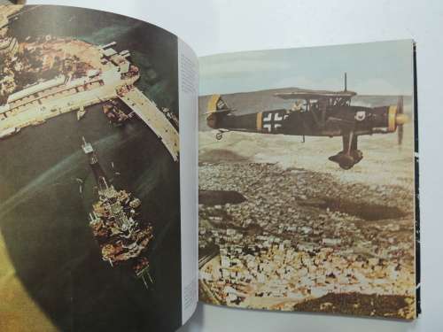 Swastika At War- Robert Hunt & Tom Hartman