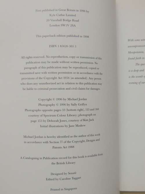 Witches - An Encyclopedia of Paganism and Magic - Michael Jordan