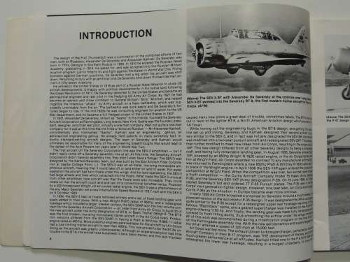 Squadron / Signal Publications - P-47 Thunderbolt In Action - Larry Davis
