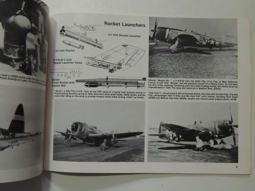 Squadron / Signal Publications - P-47 Thunderbolt In Action - Larry Davis