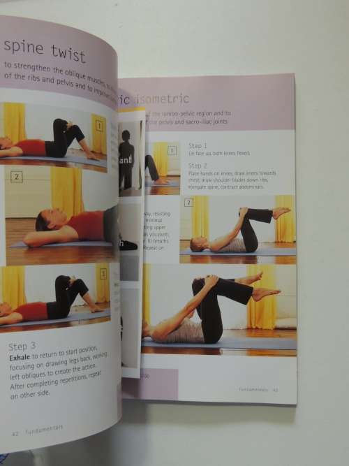 Pilates Back Book, Exercises for Neck, Shoulders & Back - Tia Stanmore