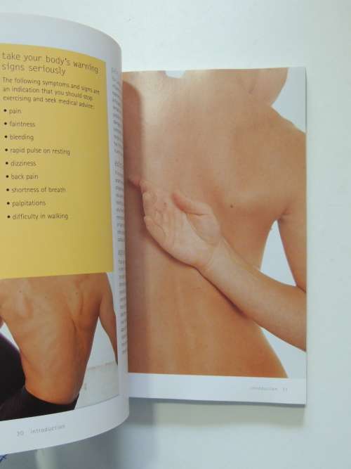 Pilates Back Book, Exercises for Neck, Shoulders & Back - Tia Stanmore