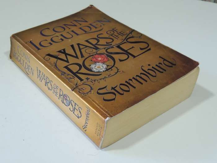 Wars of the Roses - Book 1: Stormbird- Conn Iggulden