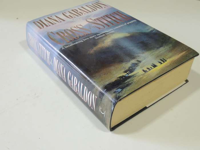 Cross Stitch - Diana Gabaldon  -  Scarce British FIRST EDITION 1991