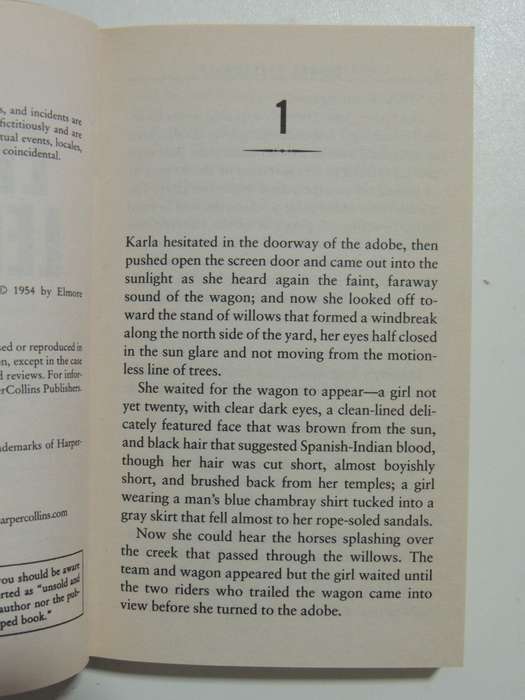 Escape From Five Shadows - Elmore Leonard